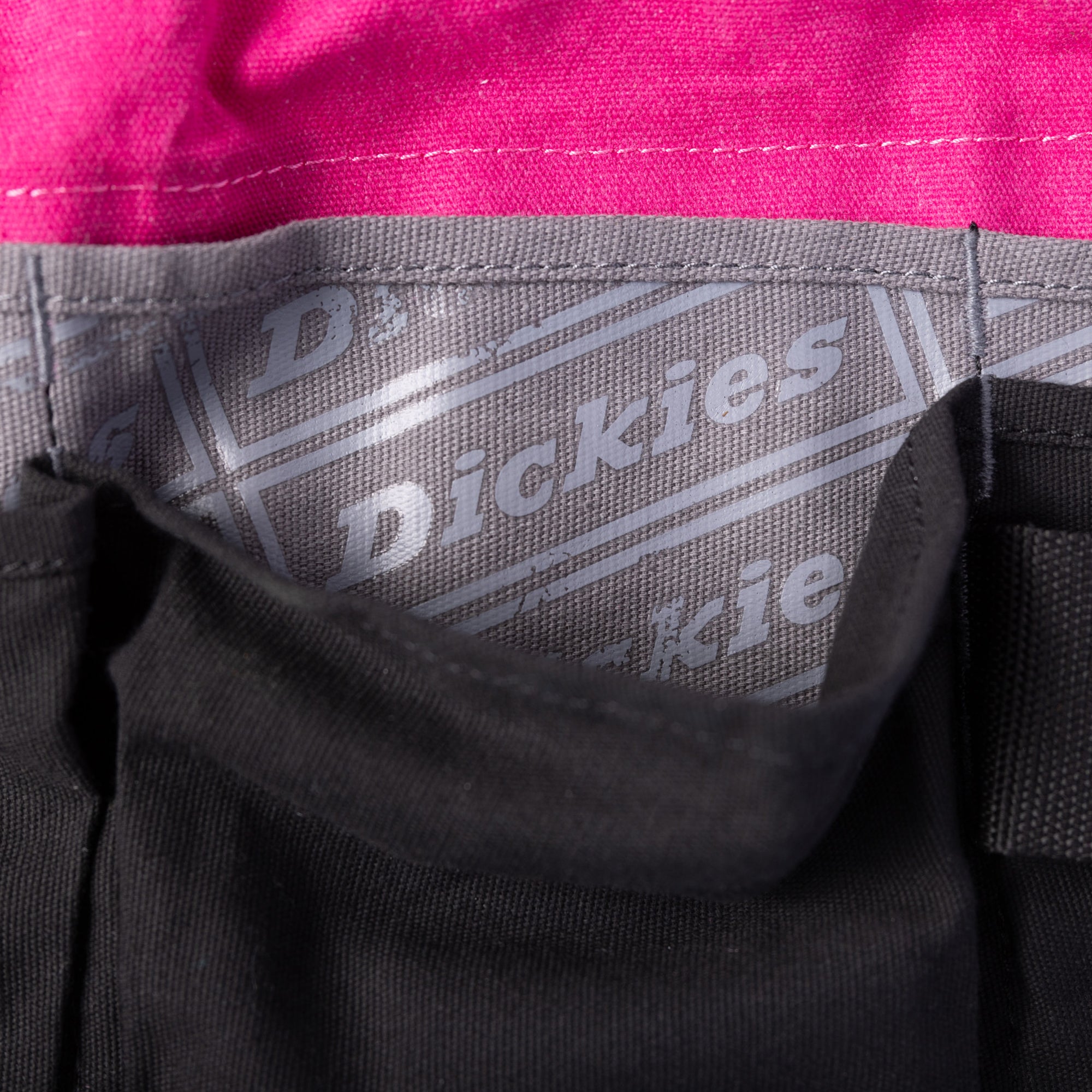 16-Pocket Work Apron - Image 3