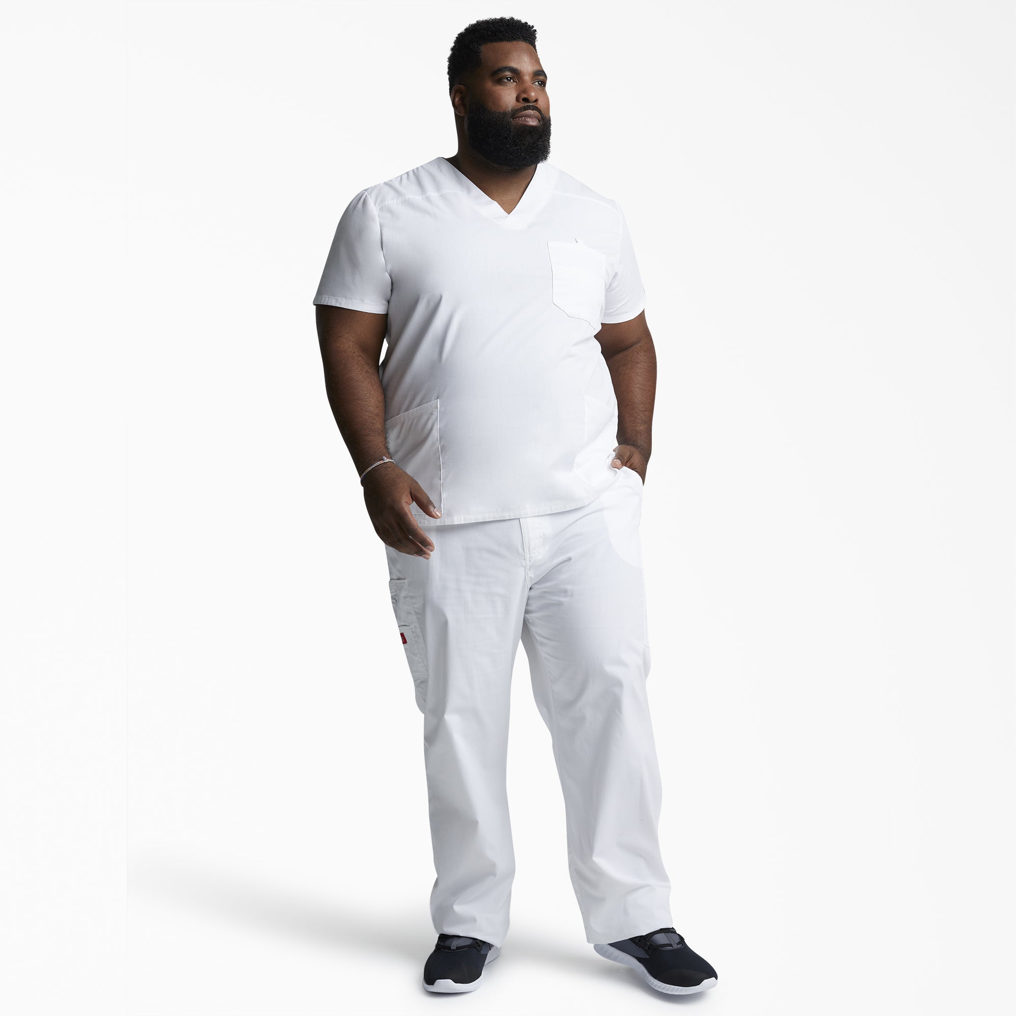 Men's EDS Signature V-Neck Scrub Top - Image 4