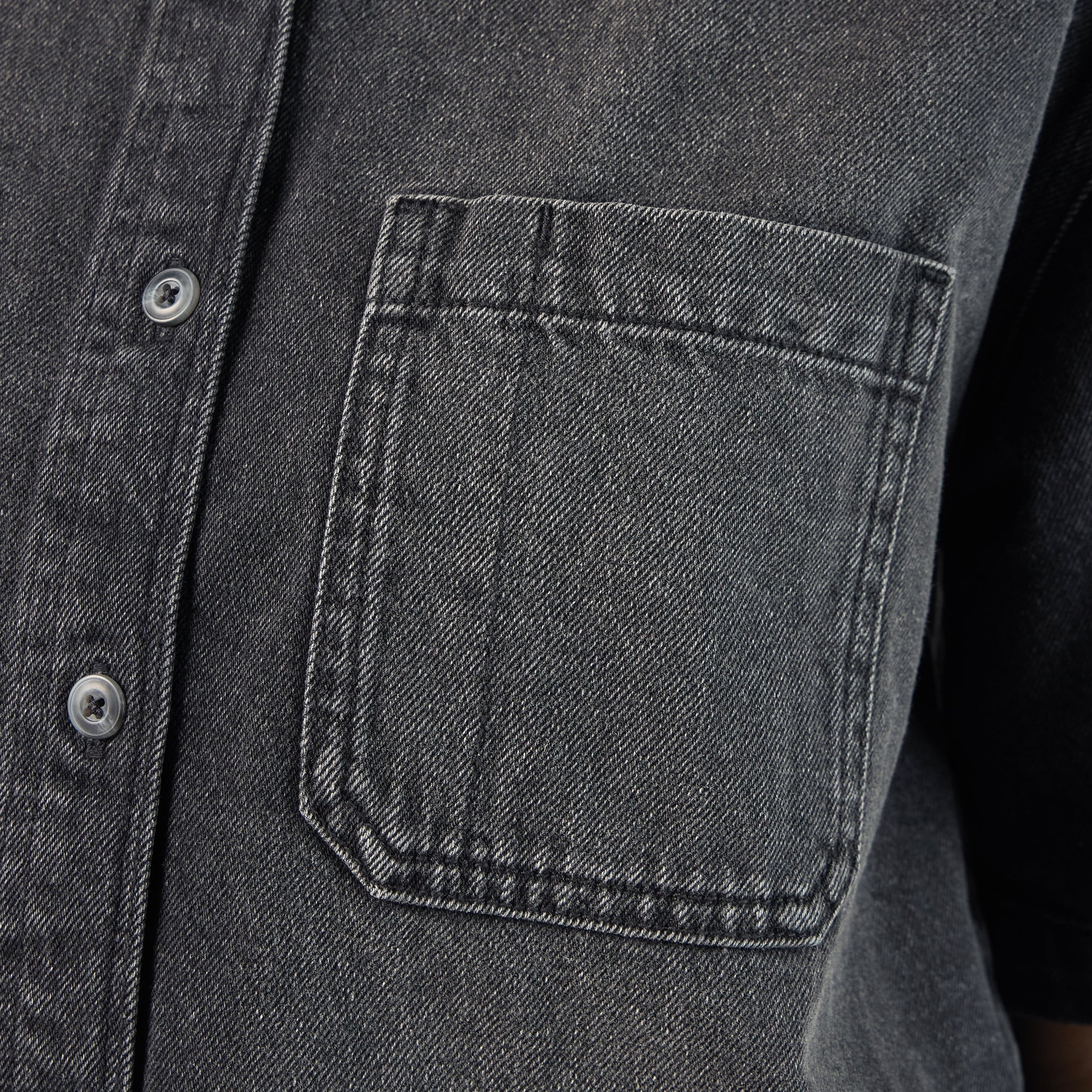 Women's Cropped Denim Work Shirt - Image 6