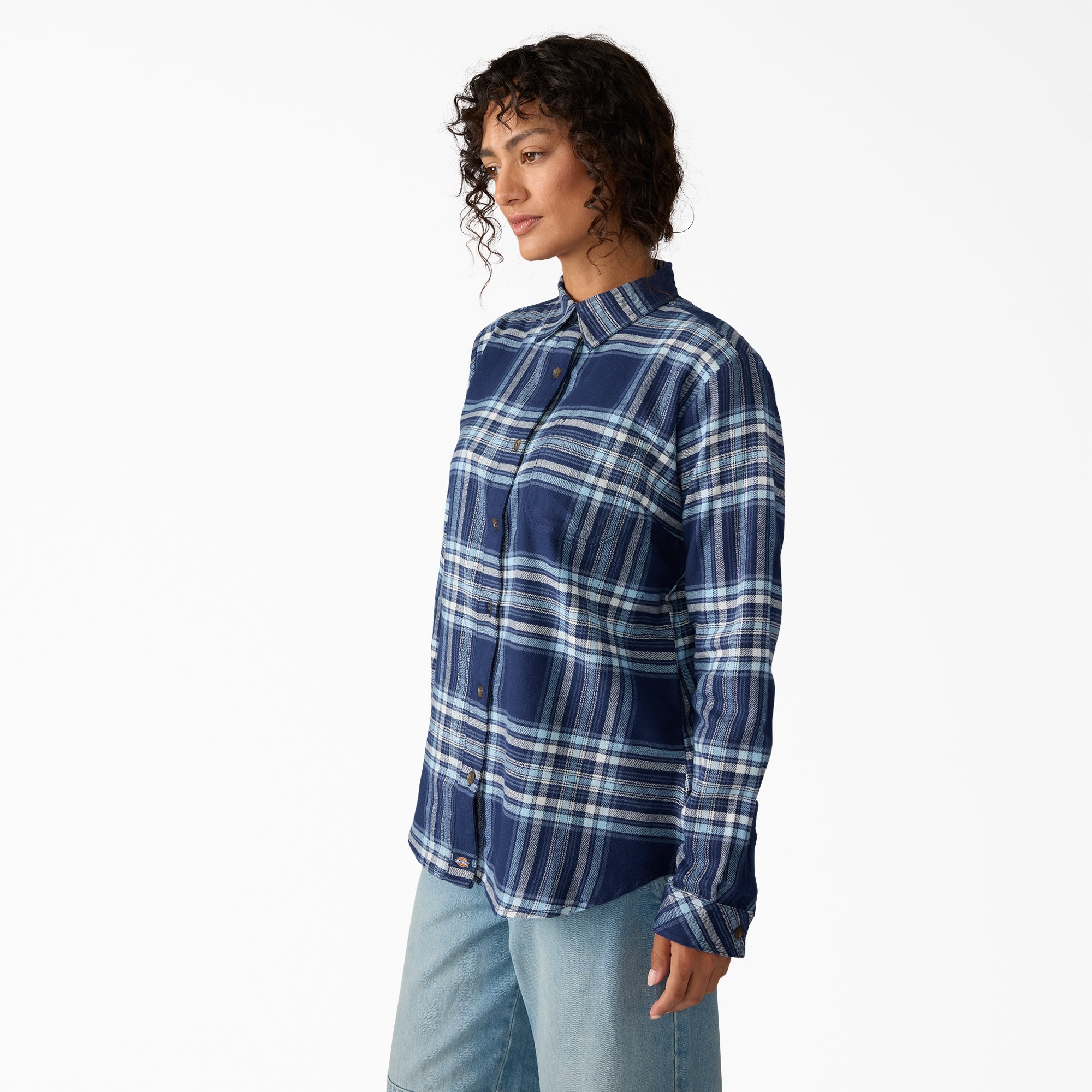 Women's Plaid Flannel Long Sleeve Shirt - Image 3
