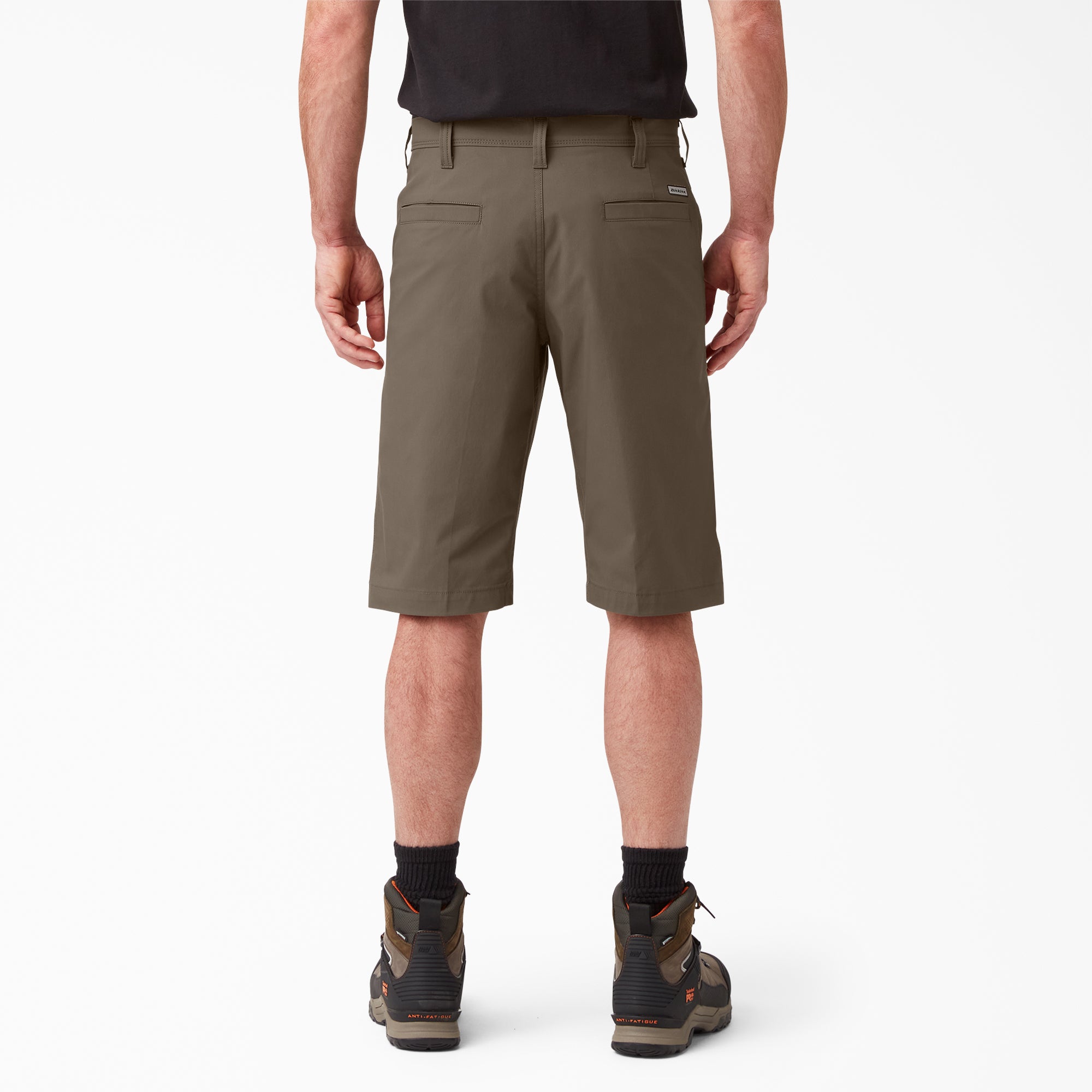 FLEX Cooling Regular Fit Utility Shorts. 13 - Image 2