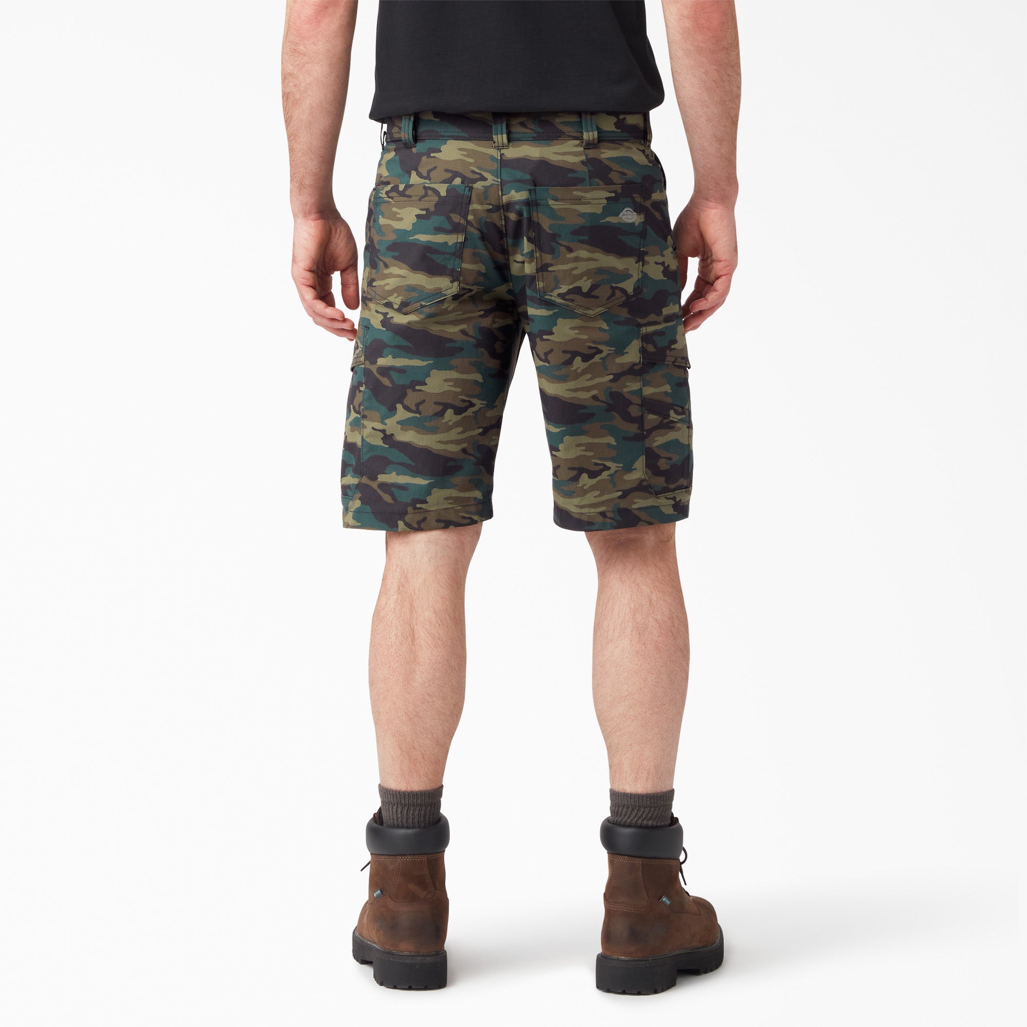 FLEX Cooling Regular Fit Cargo Shorts. 11 - Image 2