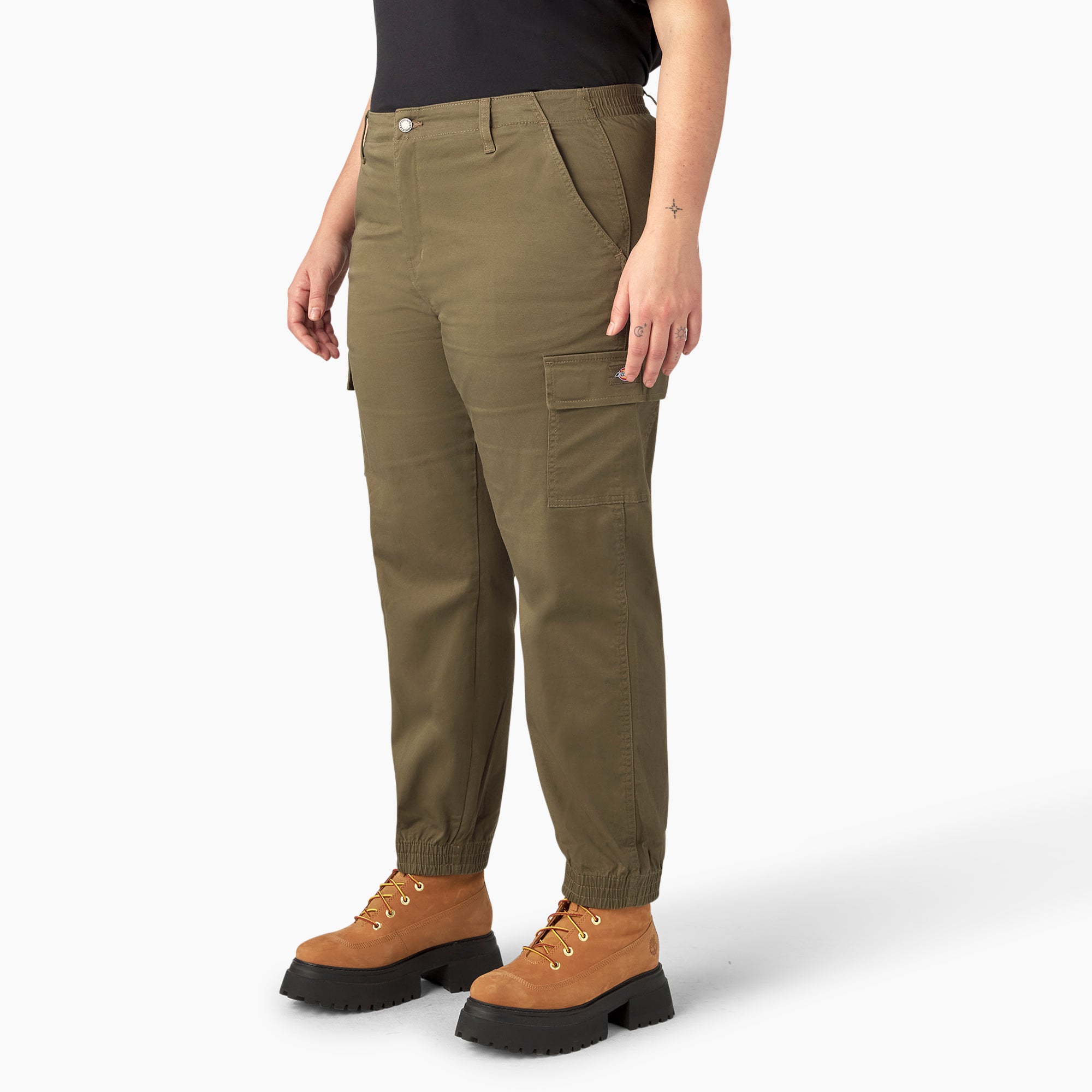 Women's Plus High Rise Fit Cargo Pants - Image 3