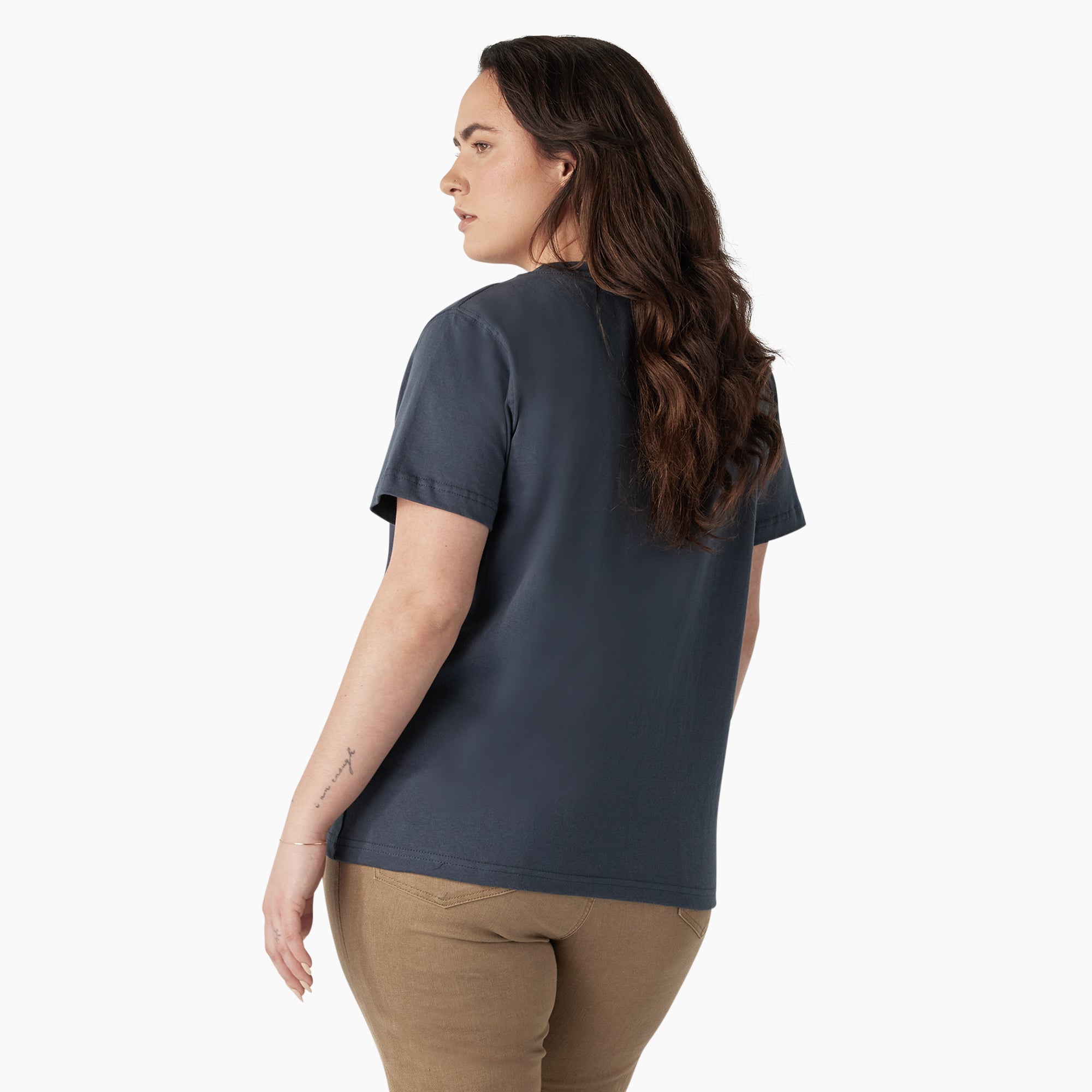 Women's Plus Heavyweight Short Sleeve Pocket T-Shirt - Image 2